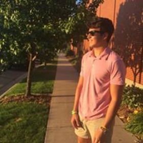 Daniel Flores’ headshot.