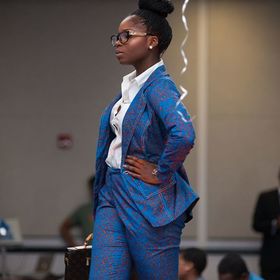 Seyi Fasan’s headshot.