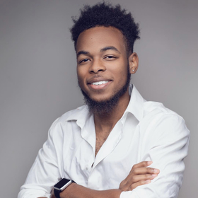 Hakeem Mitchell’s headshot.