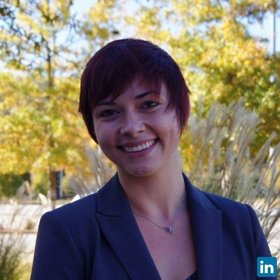 Mackenzie York’s headshot.