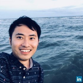 Yicong Gong’s headshot.