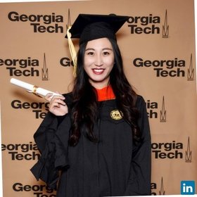 Junyan Zhang’s headshot.