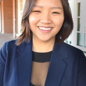 Alice Bok’s headshot.