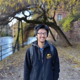 Dongyuan He’s headshot.