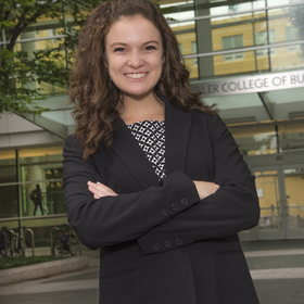 Sara Howard’s headshot.