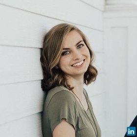 Sarah Parker’s headshot.