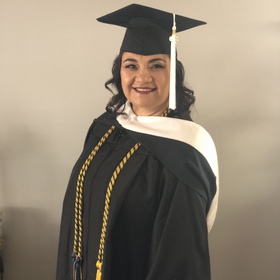 Dorabel Esparza