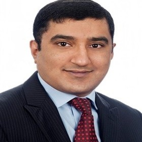 Mian Murad Ahmad’s headshot.