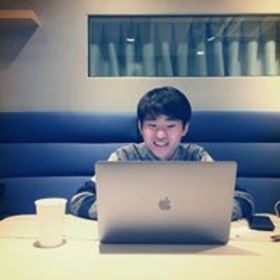 Dahoon Kim’s headshot.