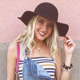 Sarah McDonald’s headshot.