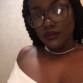 Akaliah Carty’s headshot.