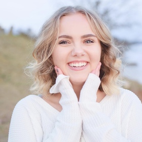 Armina Dizdarevic’s headshot.