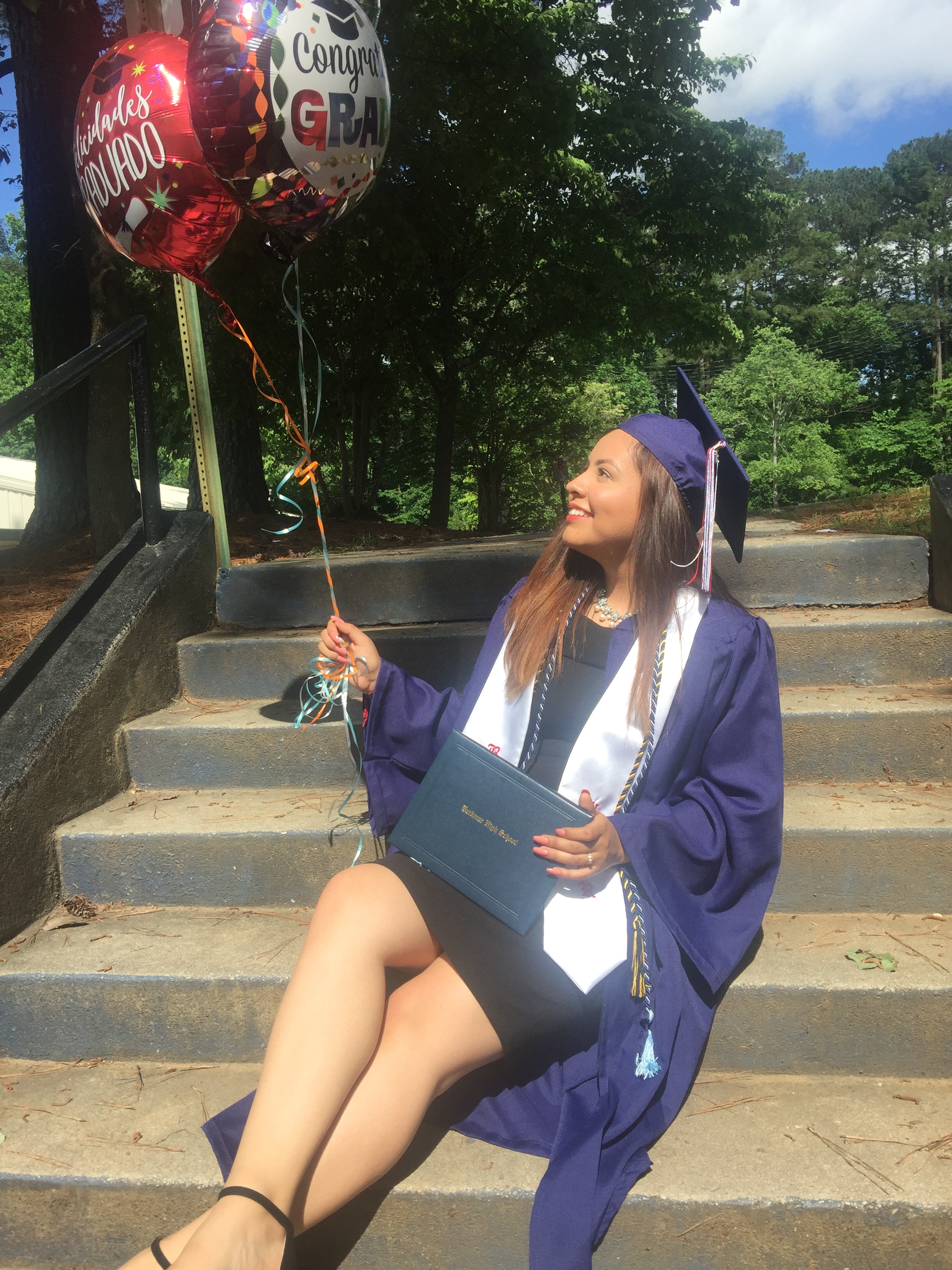 Placeholder headshot for Kelly Vazquez.