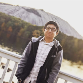 Nicholas Pappachristou’s headshot.