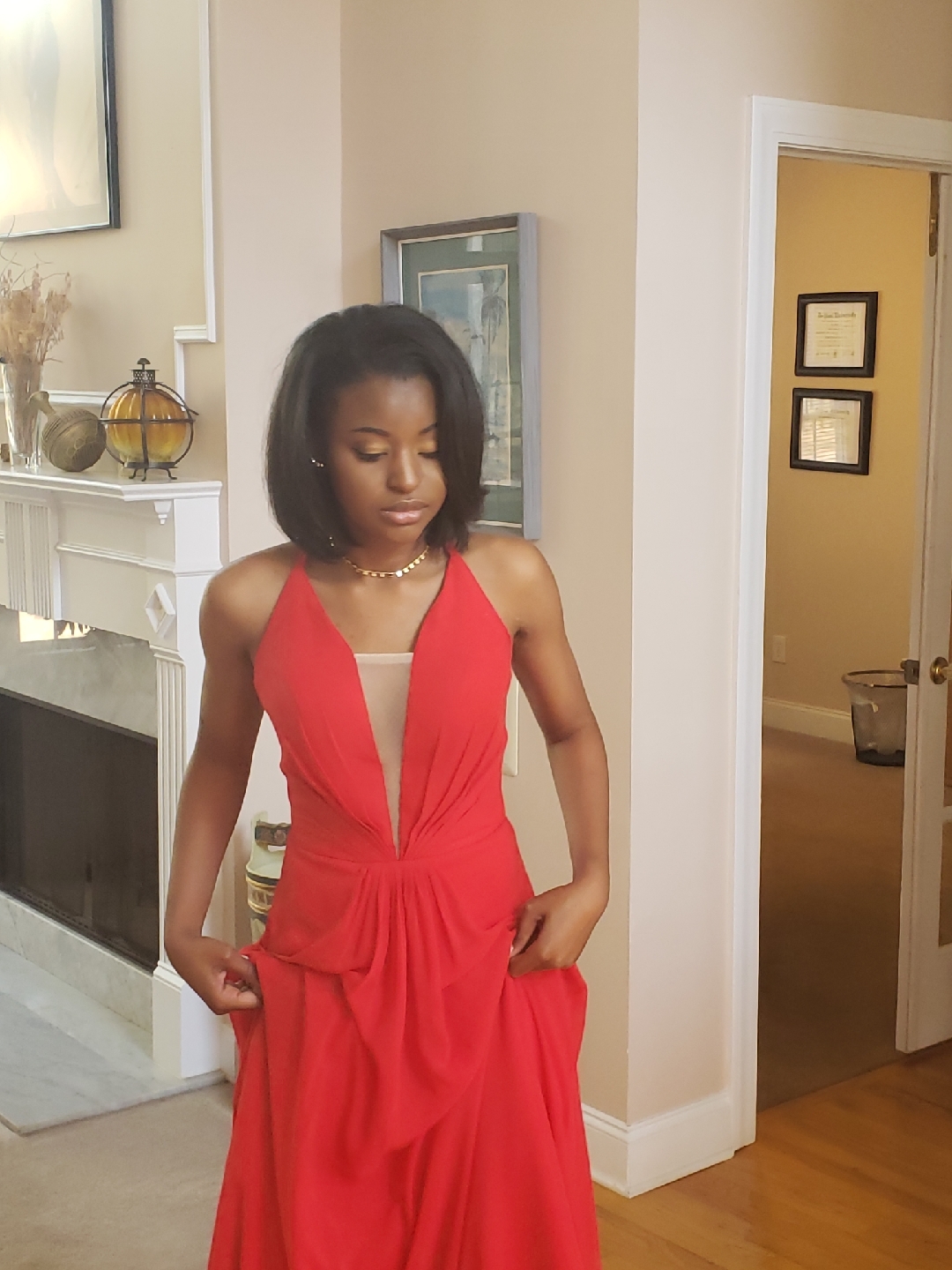 Placeholder headshot for Lauren Hannah.