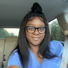 Meshanna Williams’ headshot.