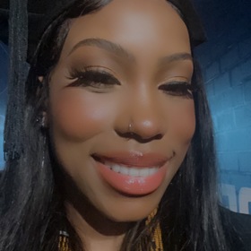 Esosa Igbinosa’s headshot.