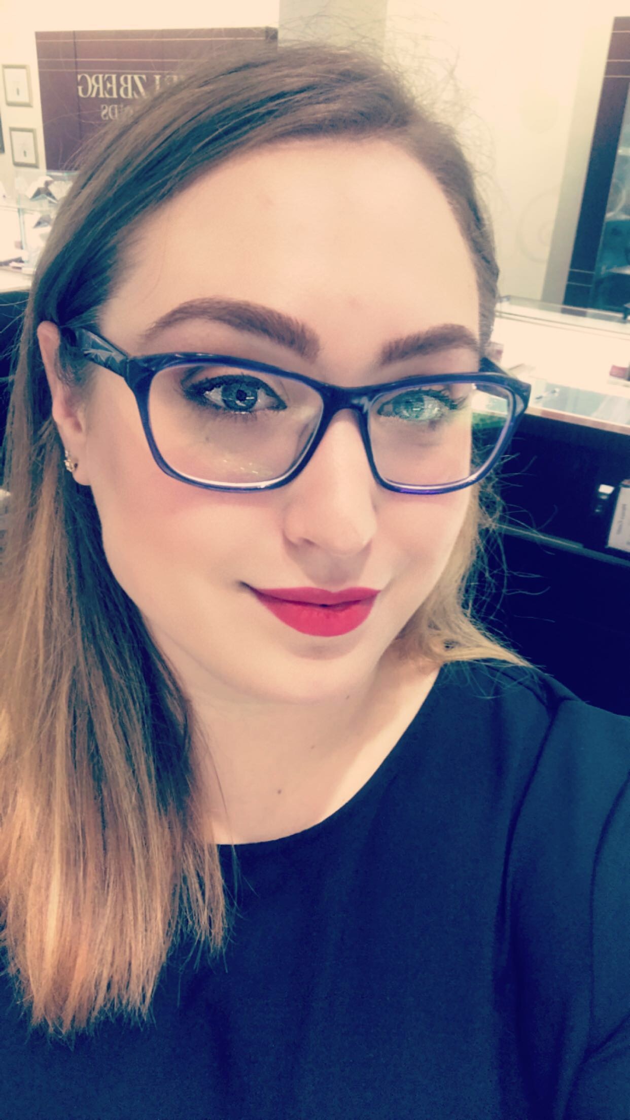 Placeholder headshot for Annelise Marianetti.