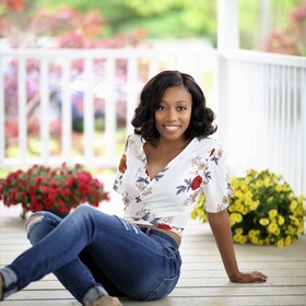 Ta'aliyah Booker’s headshot.