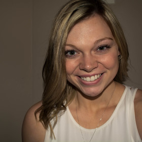 Hannah Arnold’s headshot.