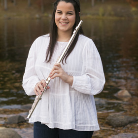 Mia Kilker’s headshot.