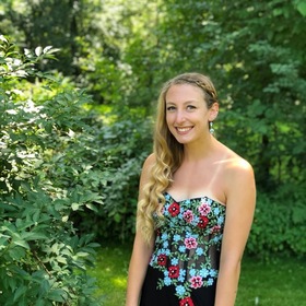 Madeline McCarthy’s headshot.