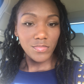 Allison Robinson’s headshot.