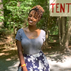 Dina Anur’s headshot.