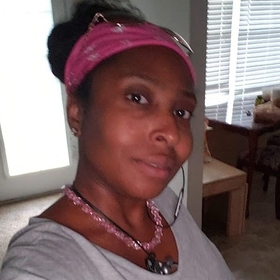 Janaiha Ellis’ headshot.