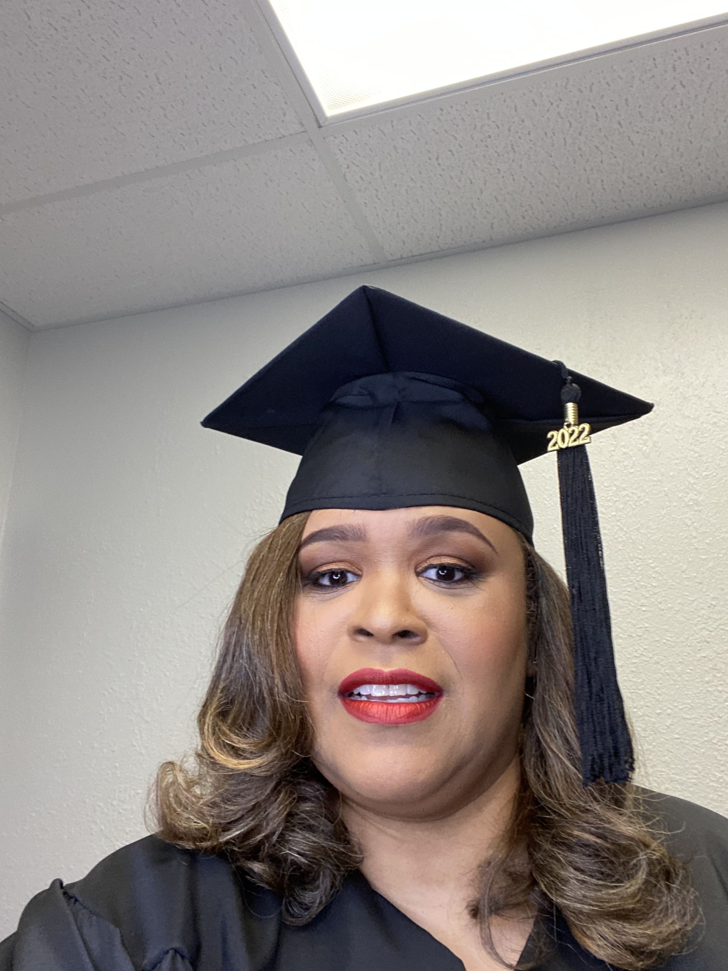 Placeholder headshot for Lynda Riggins.