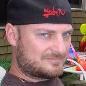 Daniel Cochran’s headshot.