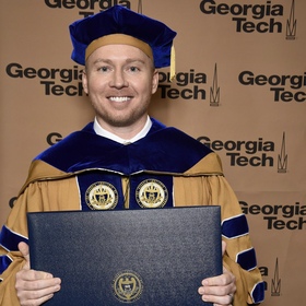 Darren Parris’ headshot.