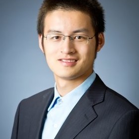 Ningmu Zou’s headshot.