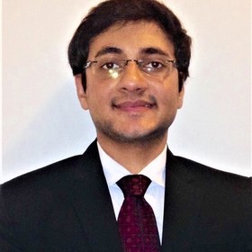 Akash Shah’s headshot.