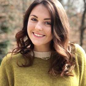 Carah Camron’s headshot.