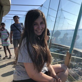 Lauren Garrett’s headshot.