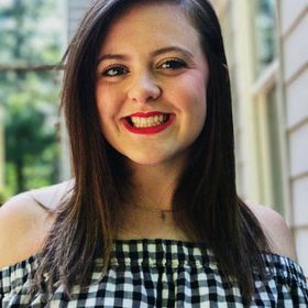 Dixie Rich’s headshot.