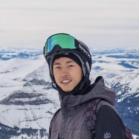 Luo-Yu Shieh’s headshot.