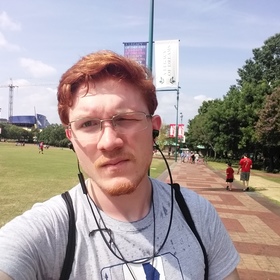 Jordan Davis’ headshot.