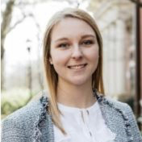 Abigail Henry’s headshot.