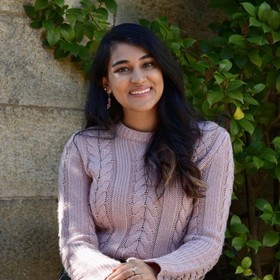 Naqiya Ujjainwala’s headshot.