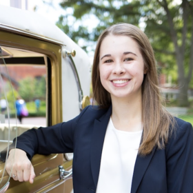Sydney Weisenburger’s headshot.