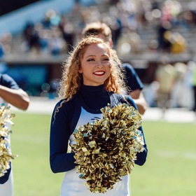 Abigail Dees’ headshot.