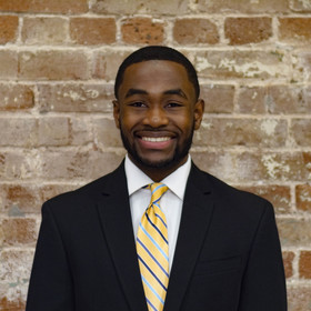 Kyle Smith’s headshot.