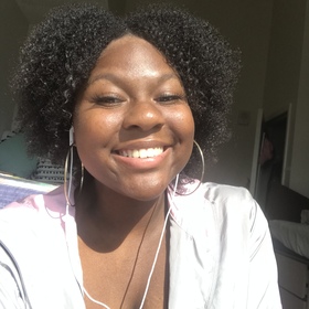 Aliyah Stewart’s headshot.