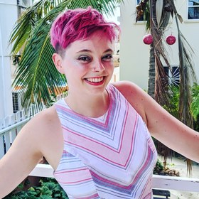 Elizabeth Hutchinson’s headshot.