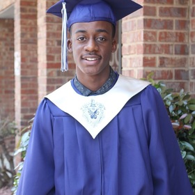 Jarhud Augustin’s headshot.