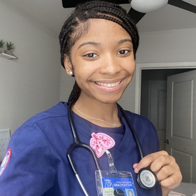 Ashonti Moore’s headshot.