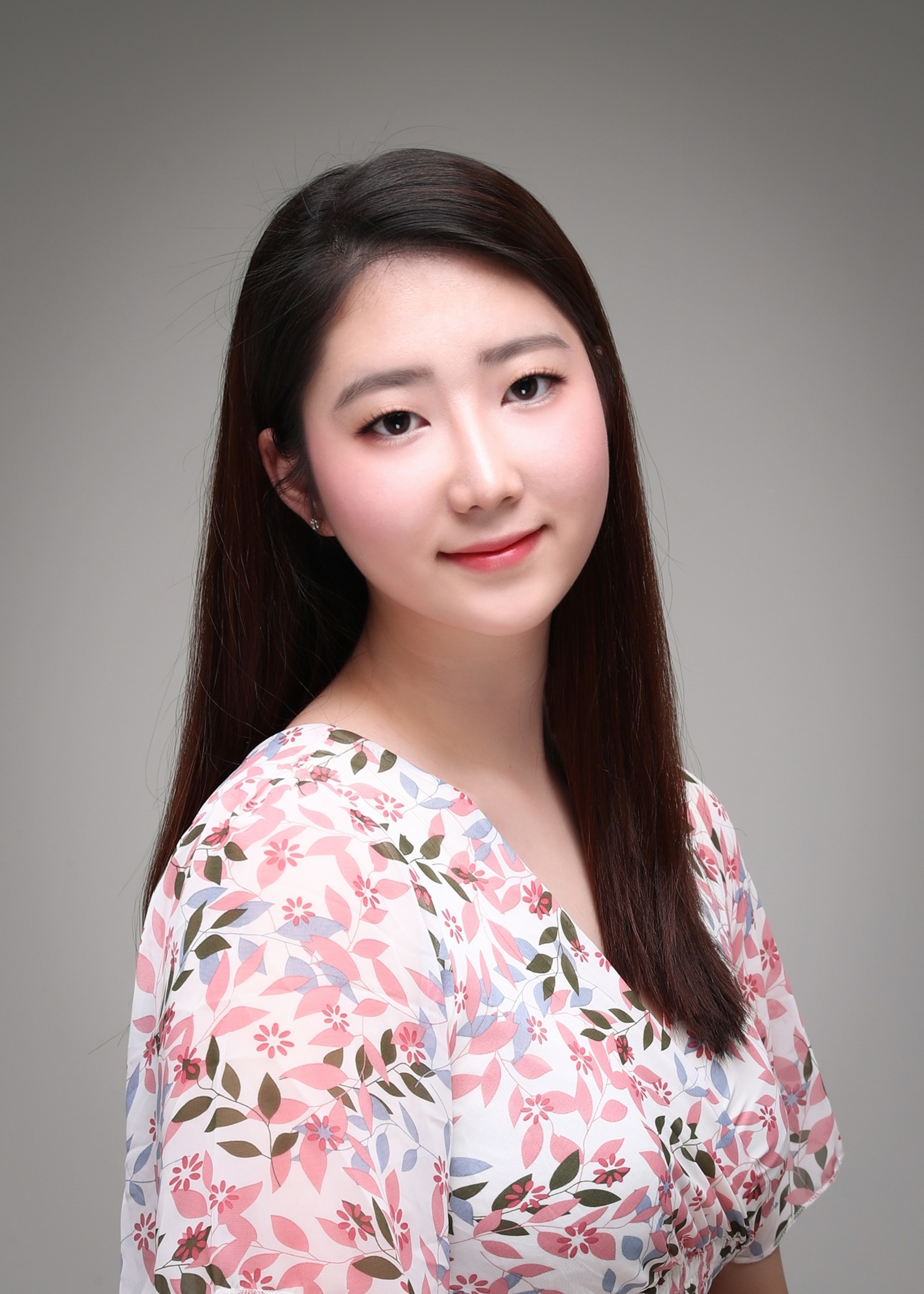 Placeholder headshot for Daeun Jun.