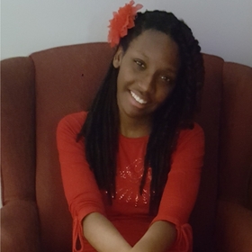 Hannah Bills’ headshot.